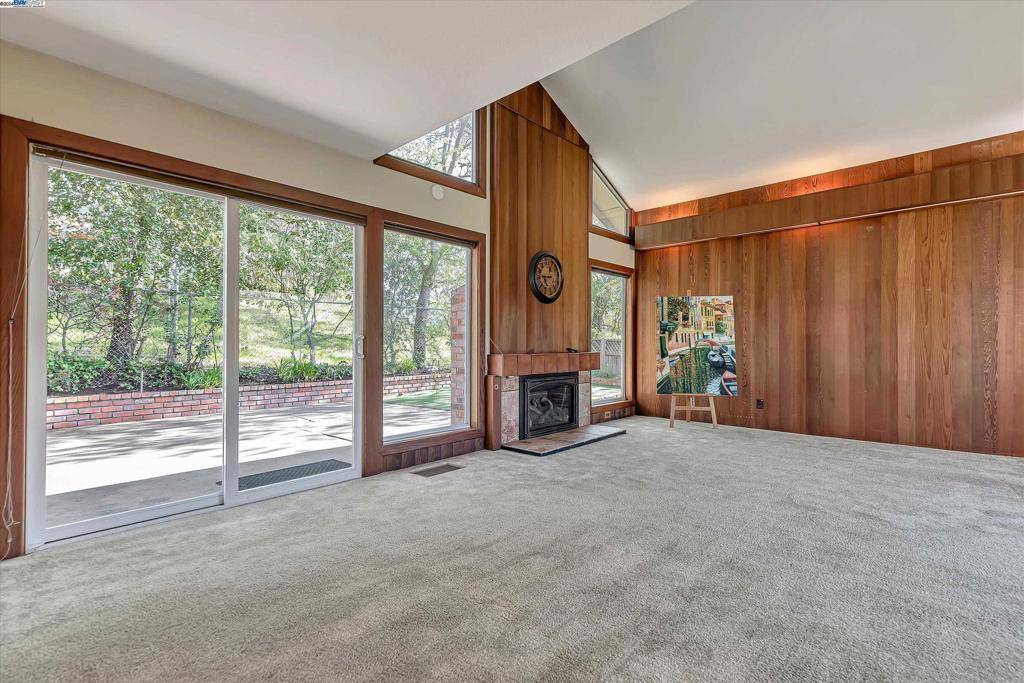 Pleasanton, CA 94566-0000,1167 Kottinger Dr