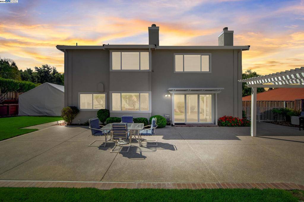 San Ramon, CA 94582,5021 Portillo Vly