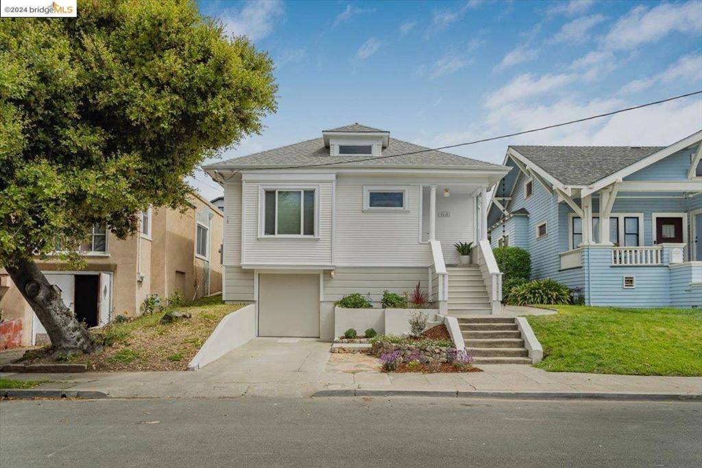 Oakland, CA 94601,5112 Congress Ave