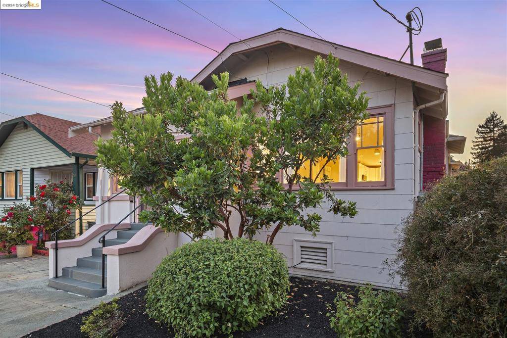 Oakland, CA 94601,2787 Fruitvale Ave