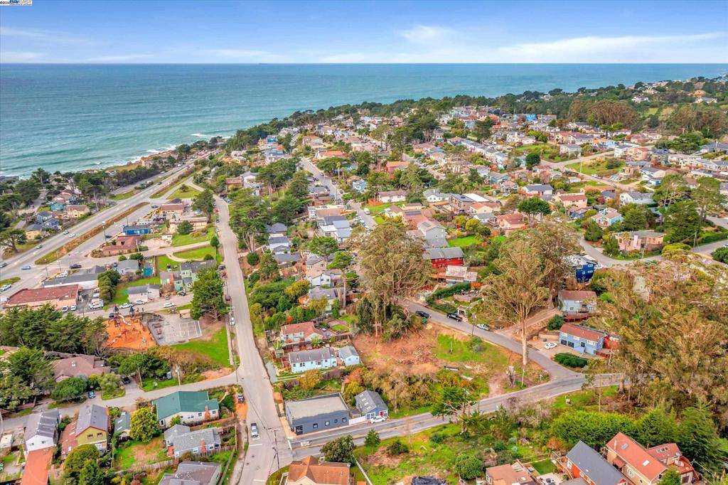 Moss Beach, CA 94038,0 STETSON