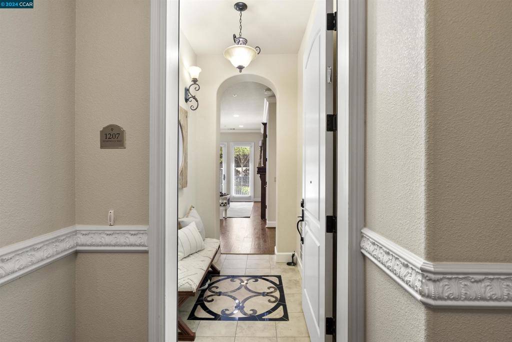 Vallejo, CA 94591-3881,1207 Symphony Way