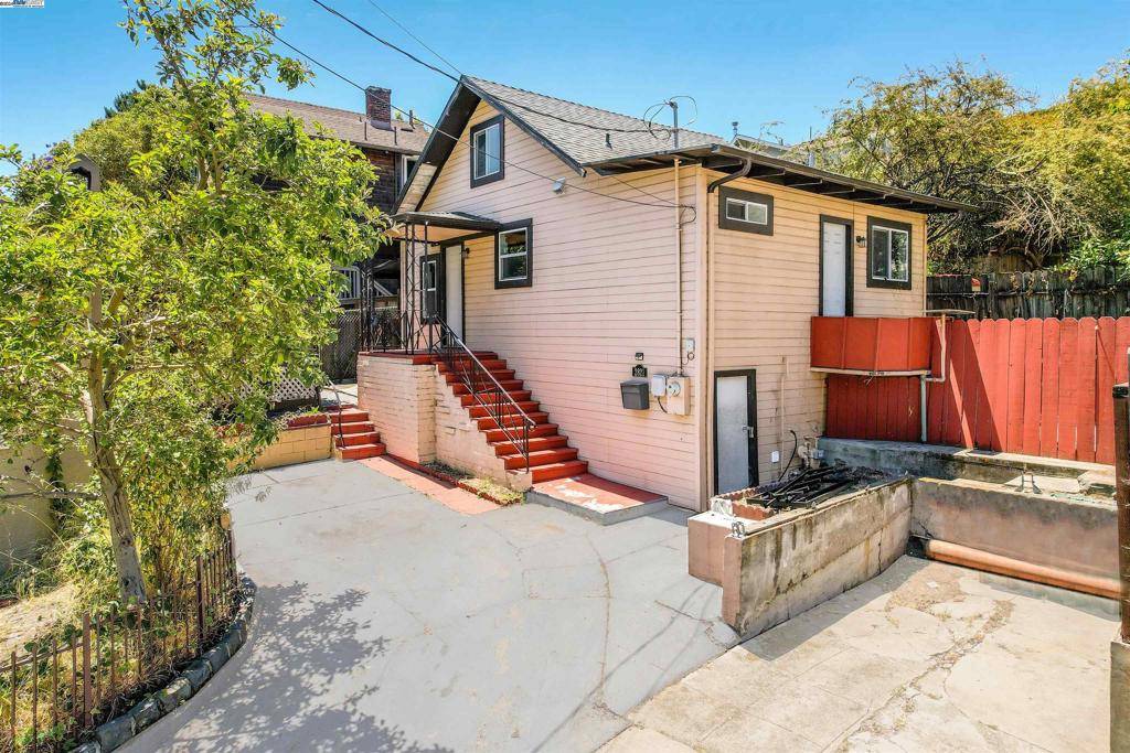 Oakland, CA 94606,2821 Vallecito Pl