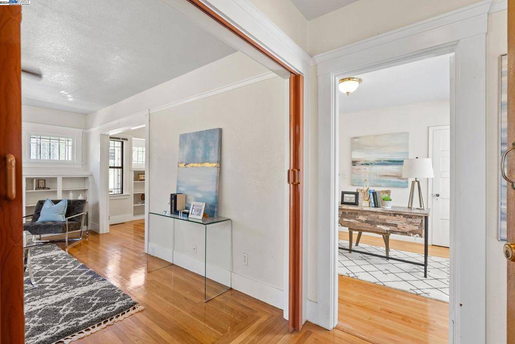Oakland, CA 94601,2344 Bartlett St