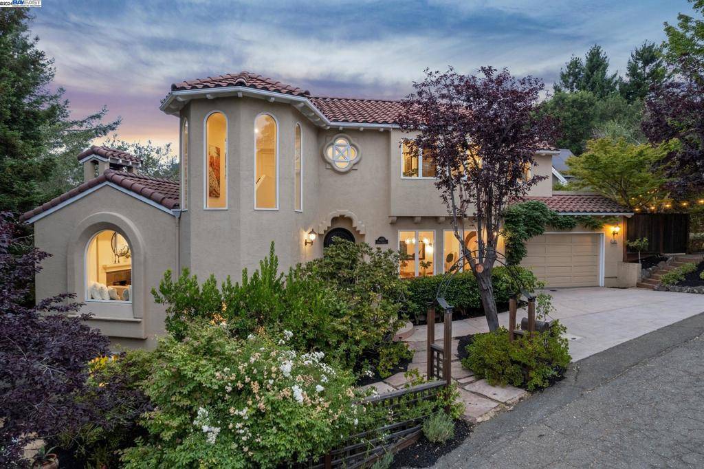 Oakland, CA 94611,6001 AVOCA AVENUE