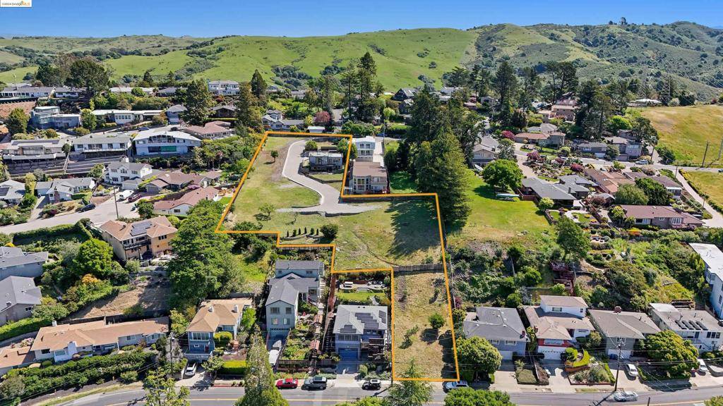 El Cerrito, CA 94530-2708,921 Clark Pl
