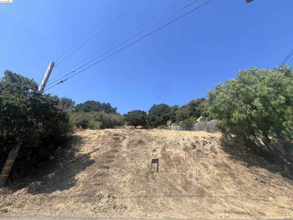 Oakland, CA 94605,0 Burr Street