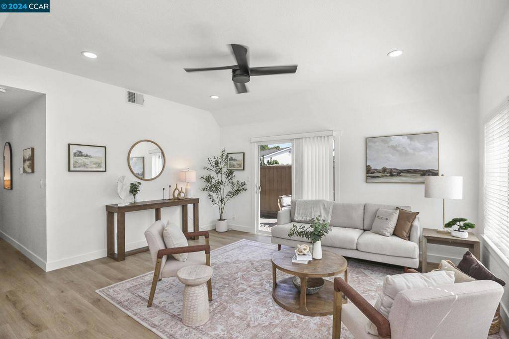 Fremont, CA 94555-2379,34232 Aberdeen Terrace