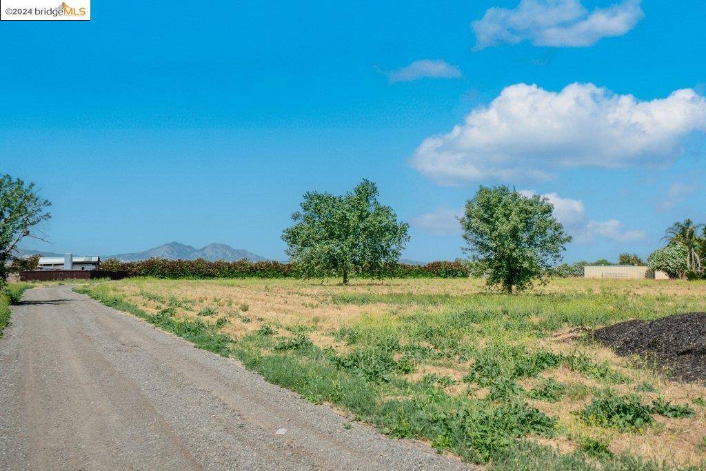 Brentwood, CA 94513,24630 Marsh Creek Rd