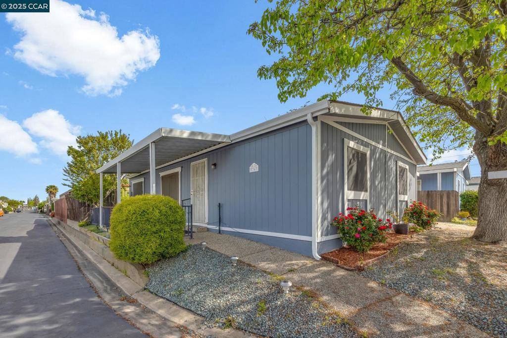 Sacramento, CA 95828,7855 Cottonwood Ln
