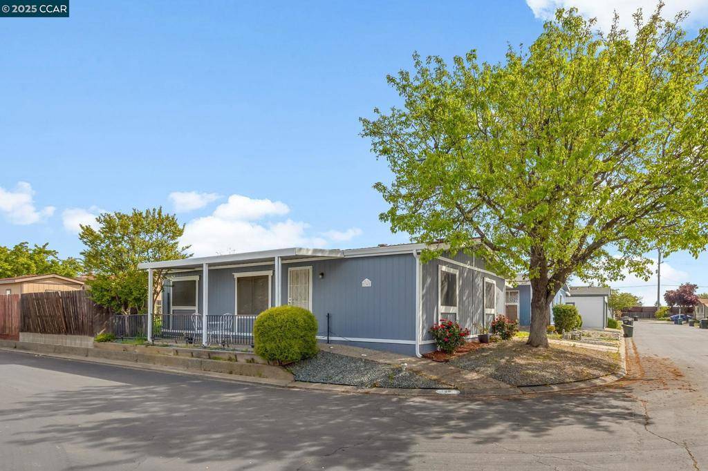 Sacramento, CA 95828,7855 Cottonwood Ln