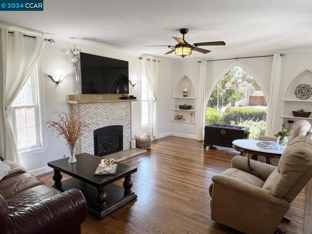 Vallejo, CA 94590,32 Ventura St