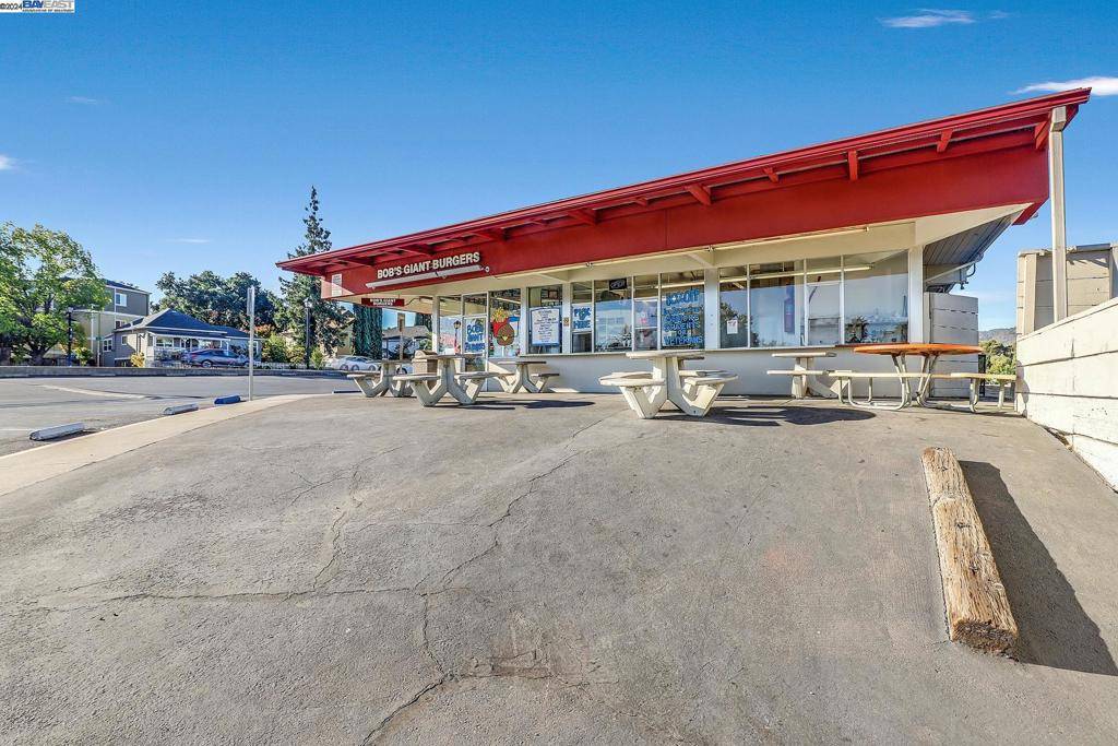 Pleasanton, CA 94566,4223 First St