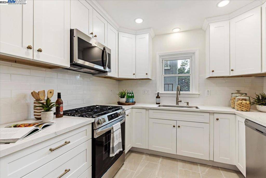 Berkeley, CA 94710,955 Virginia St