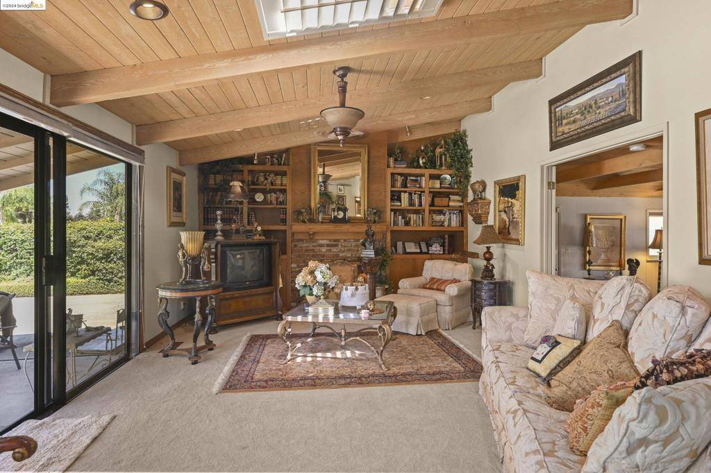 Clayton, CA 94517,975 Tiffin Dr
