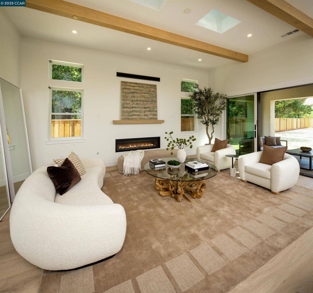 Napa, CA 94558,1015 Borrette Court