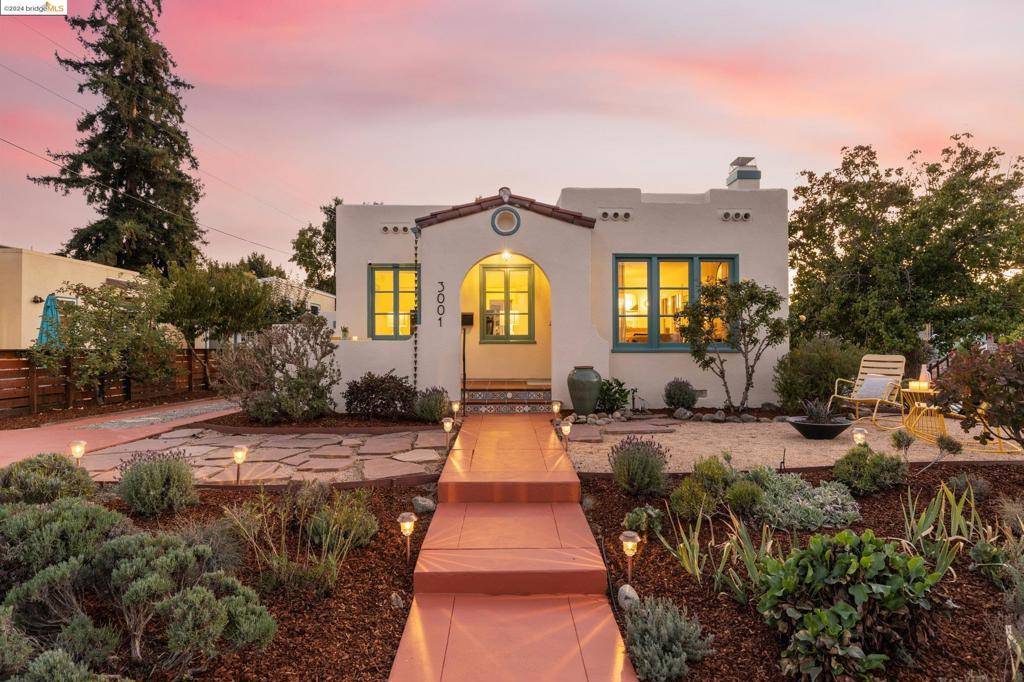 Oakland, CA 94602,3001 Madeline St