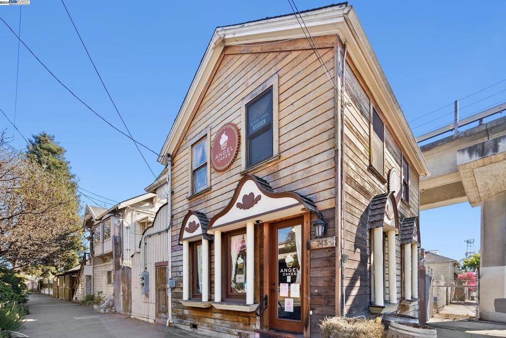 Oakland, CA 94607,745 5Th St