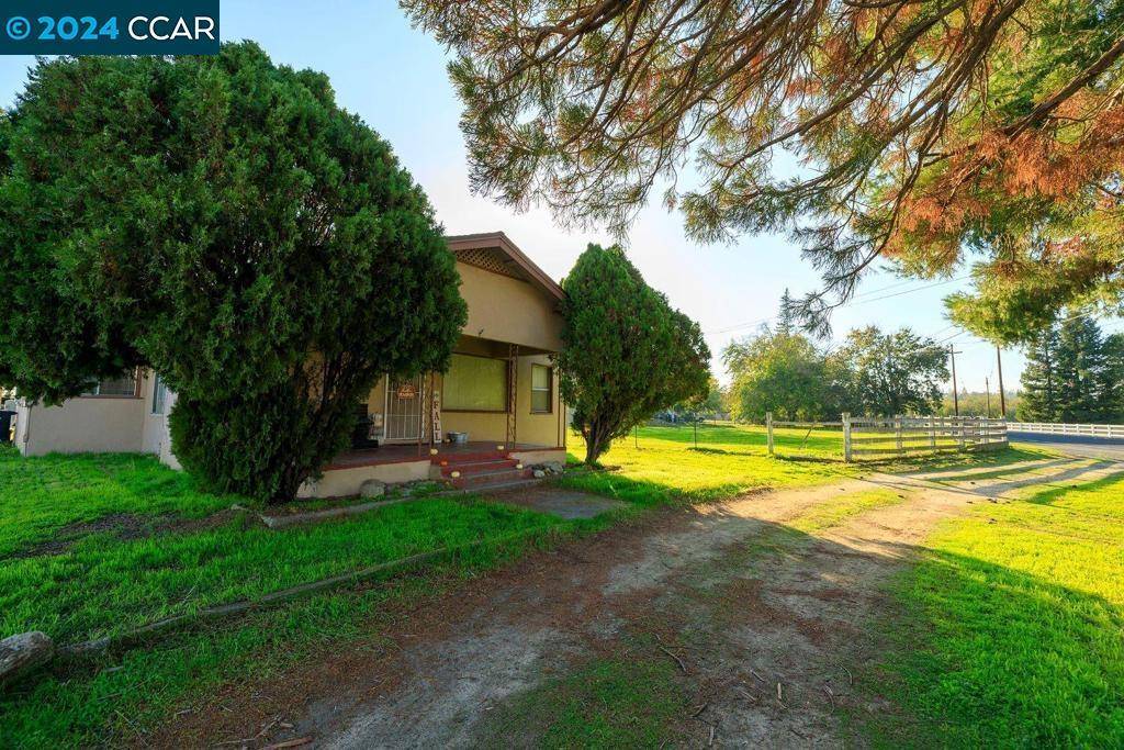 Oakdale, CA 95361,12242 SW Orange Blossom Rd