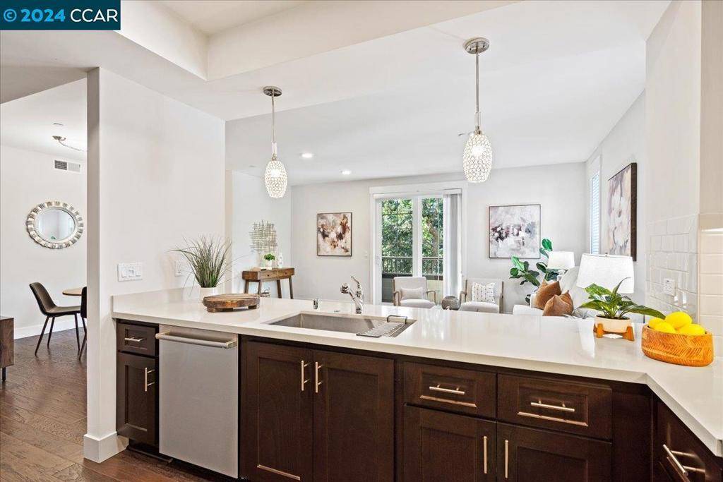 Walnut Creek, CA 94598,1281 Homestead Ave #2E