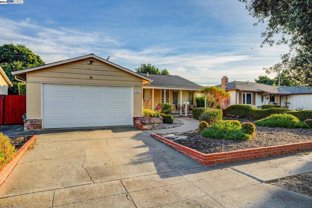 Fremont, CA 94538,4564 Piper St