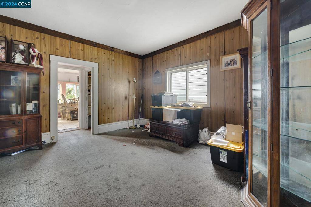 San Francisco, CA 94134,73 Tioga Ave