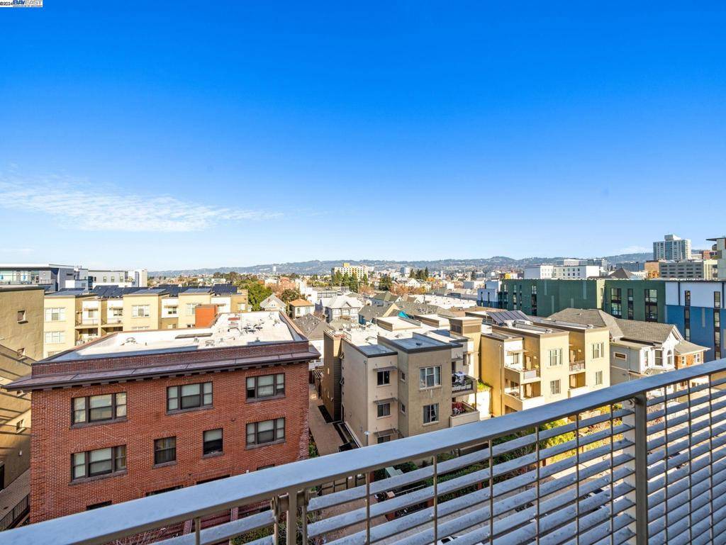Oakland, CA 94612,630 Thomas L Berkley Way #616
