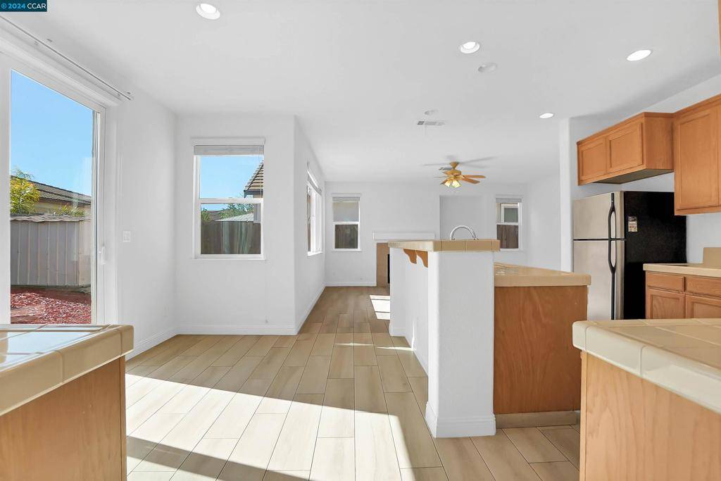 Oakley, CA 94561,14 Renoir Ct