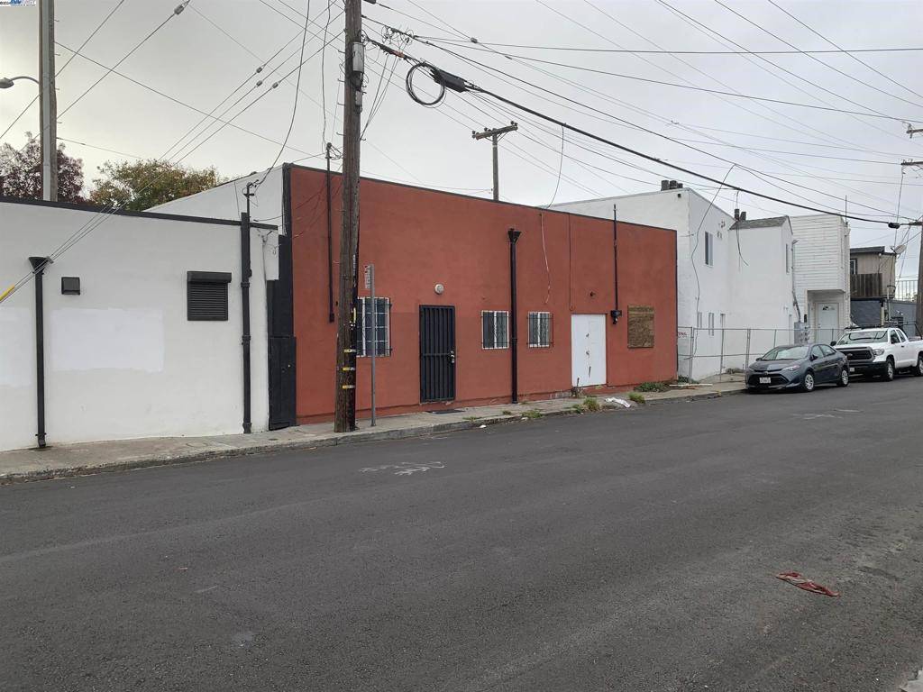Oakland, CA 94603,11070 San Leandro St.