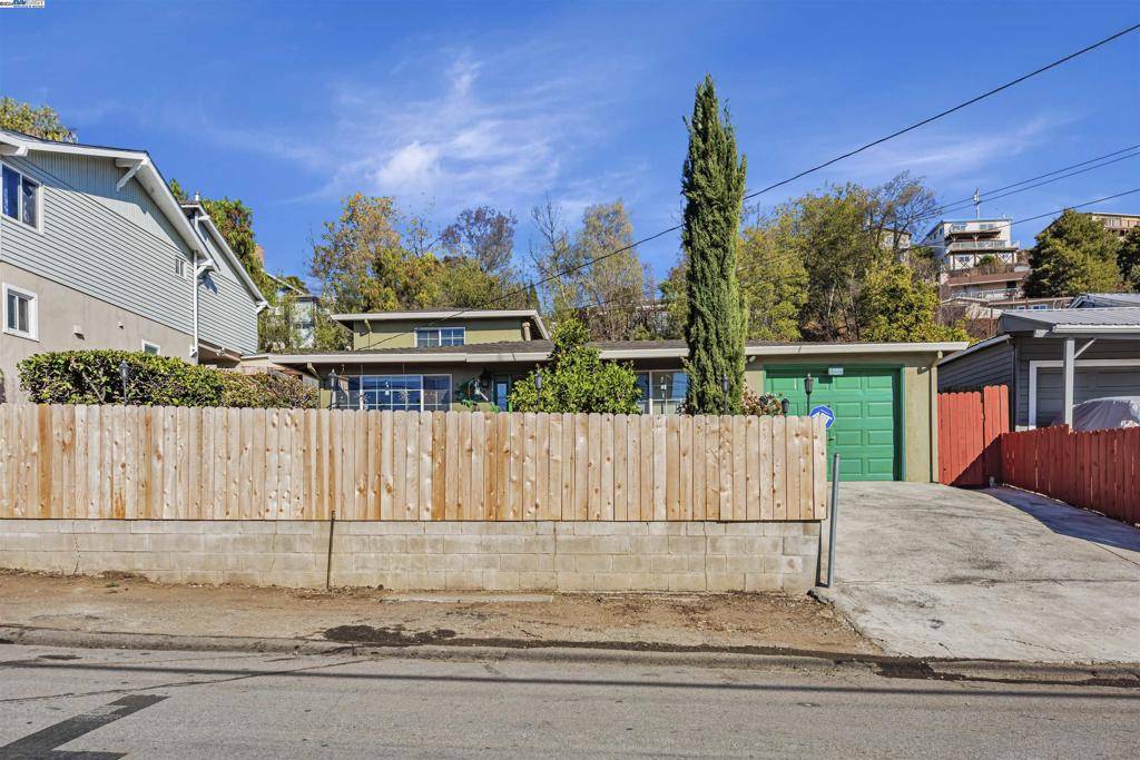 San Leandro, CA 94578,14686 Saturn