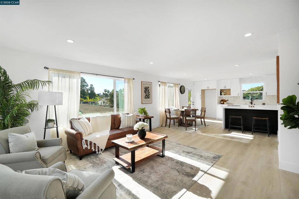 El Sobrante, CA 94803,1923 Thompson Ln