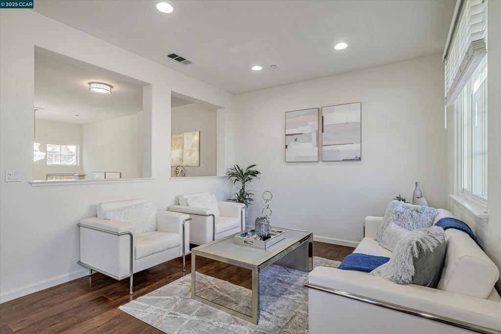 Union City, CA 94587,1038 Moonstone Ter