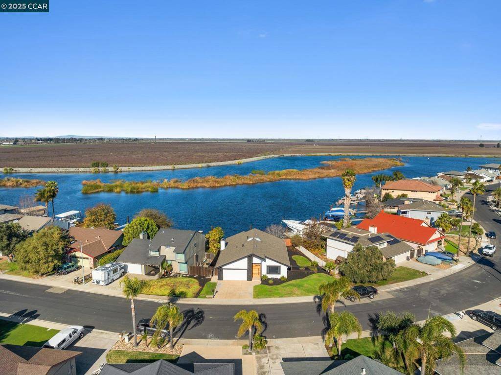 Discovery Bay, CA 94505,330 Discovery Bay Blvd