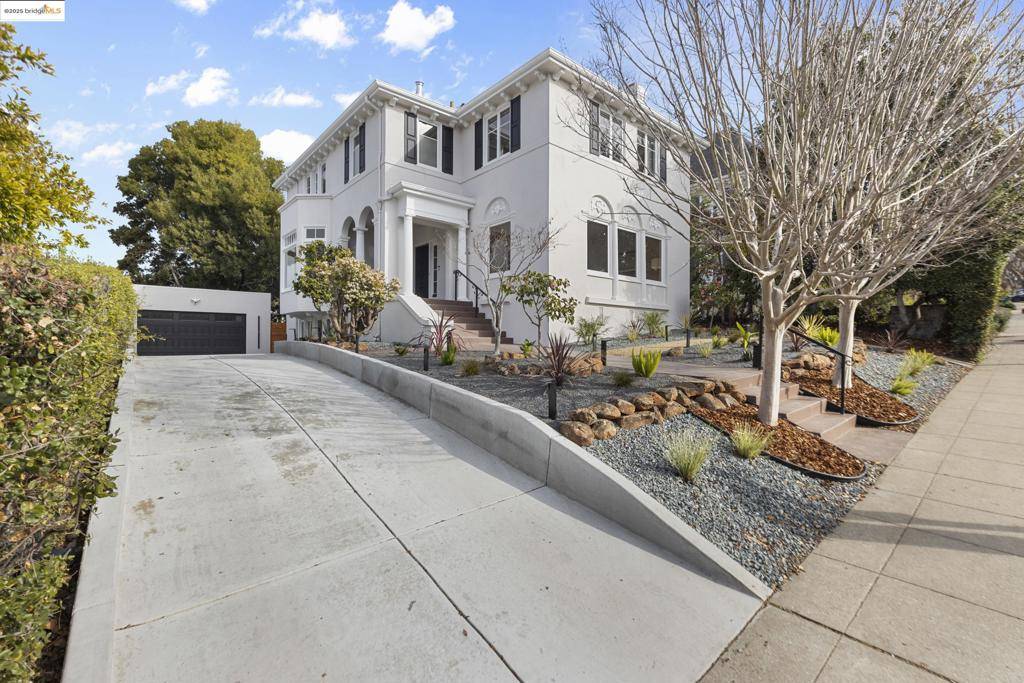 Oakland, CA 94610,712 Longridge Rd