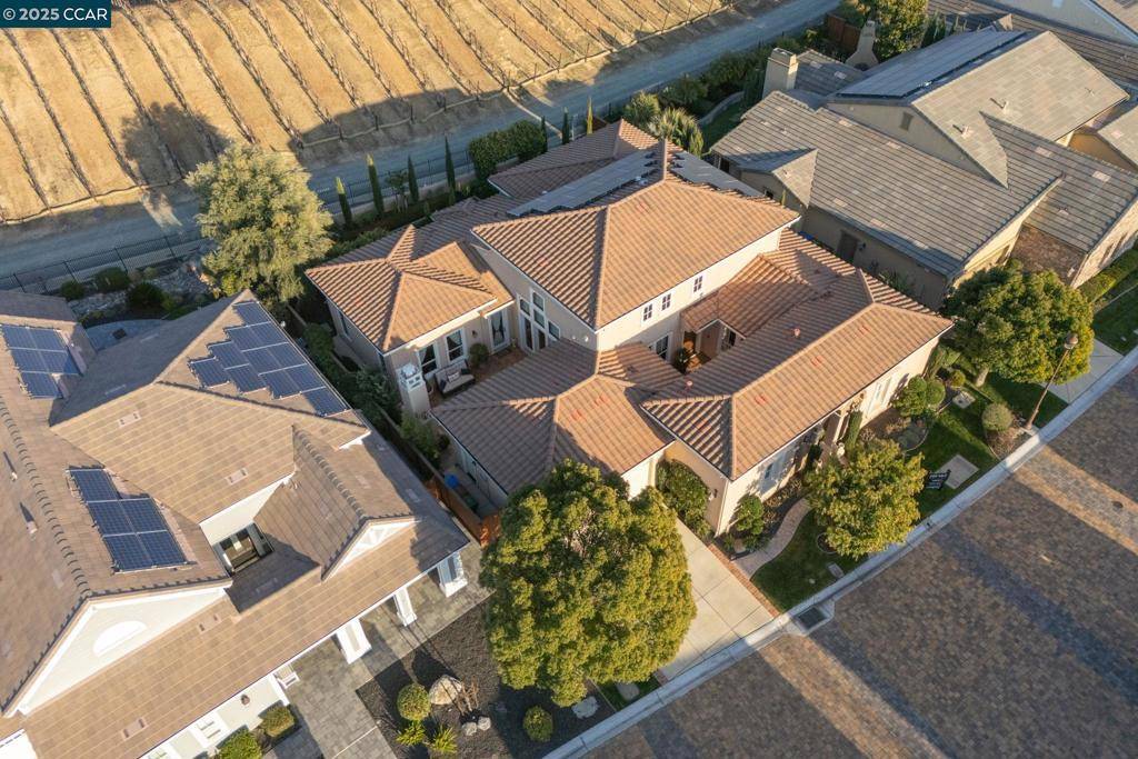 Brentwood, CA 92413-4264,1628 Healing Rock Ct