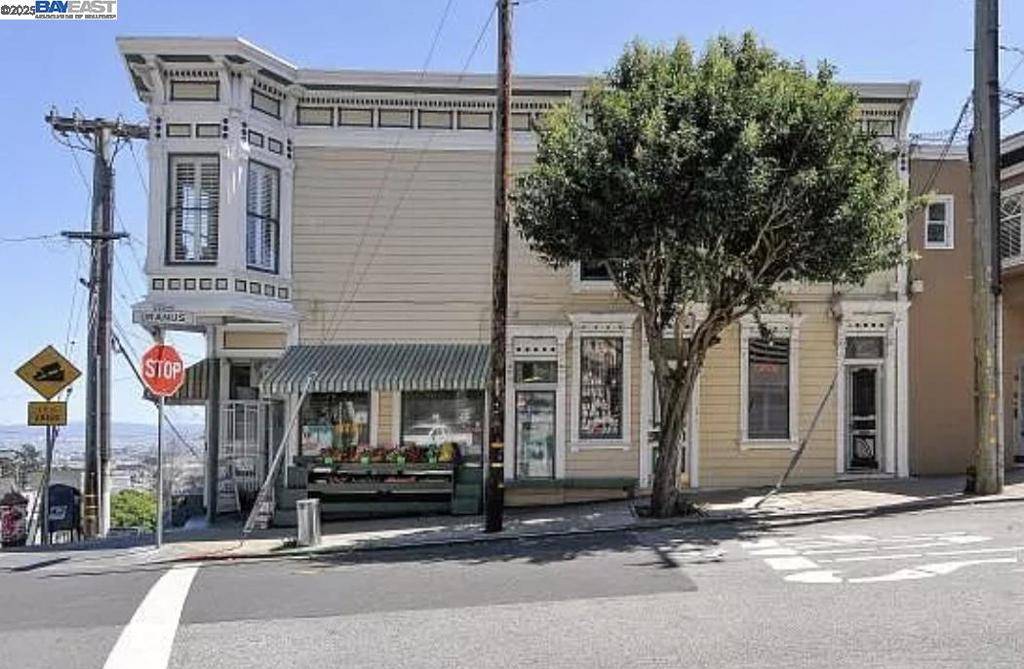 San Francisco, CA 94114,4499 17th