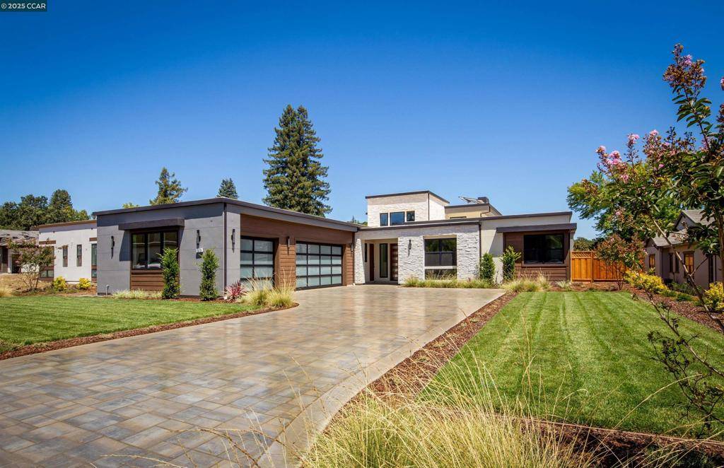Napa, CA 94558,1070 Borrette Court