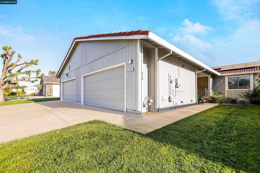 Vacaville, CA 95687,175 Bryce Way