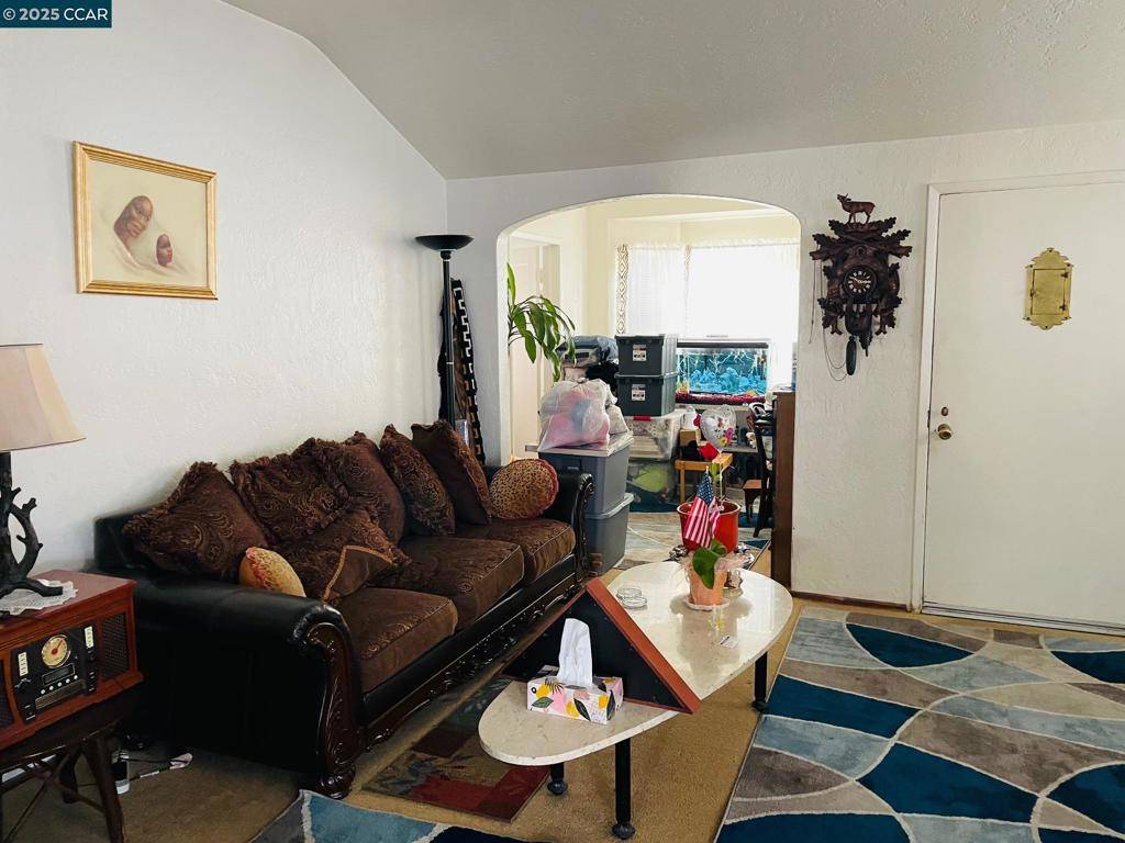 Richmond, CA 94804,143 S 19Th St