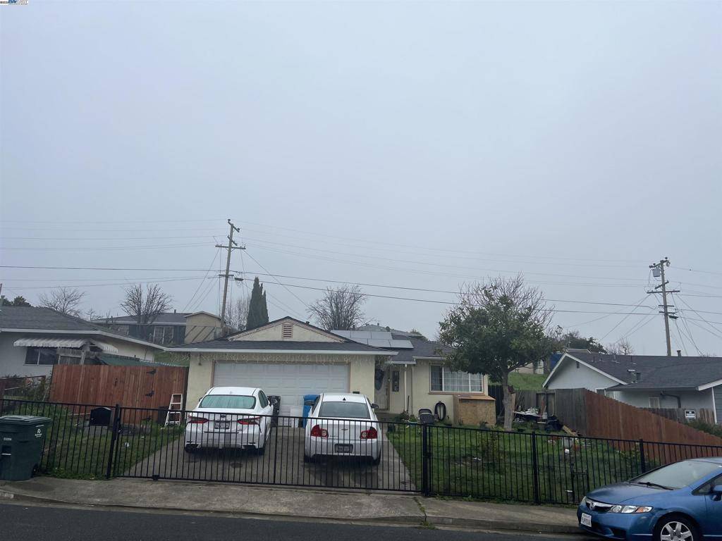 Vallejo, CA 94589,124 BENJAMIN ST