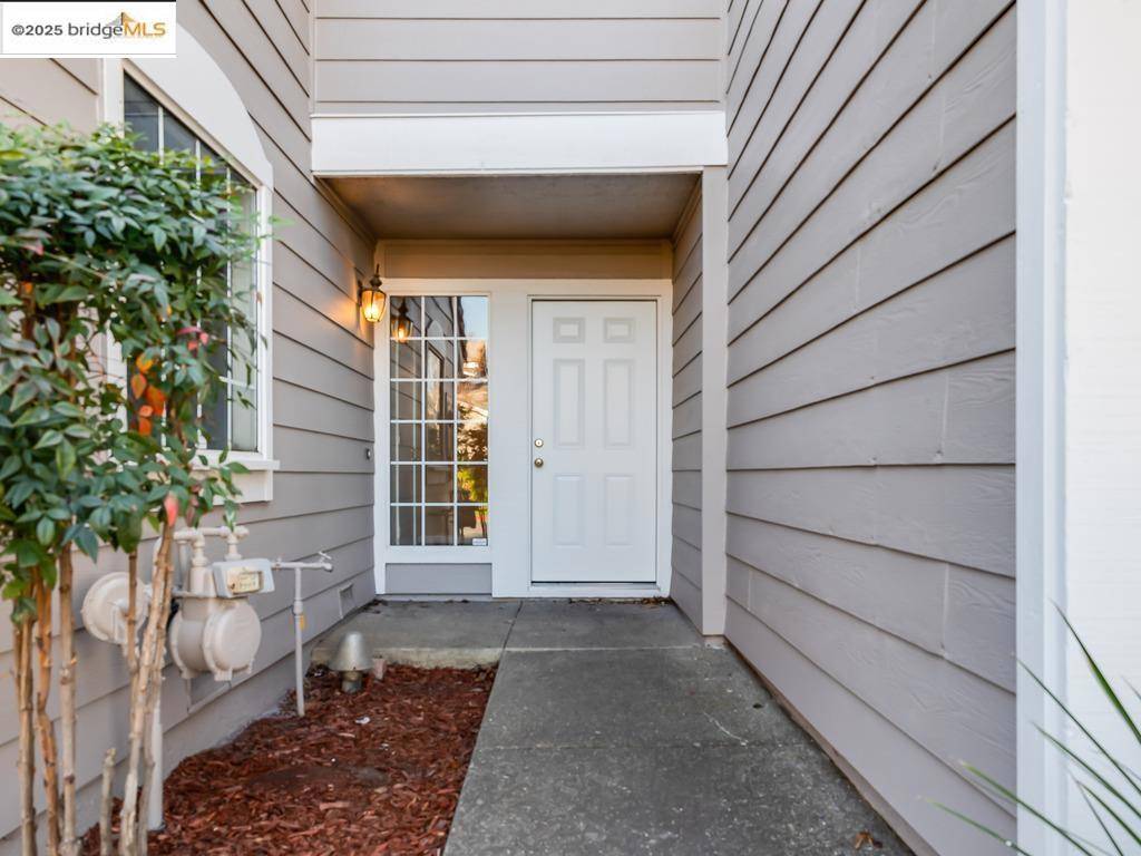 Pittsburg, CA 94565,9 Pelican Ct
