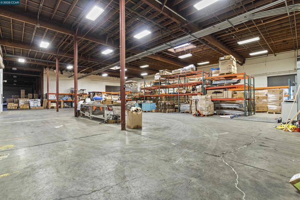South San Francisco, CA 94080,253 E Harris Ave