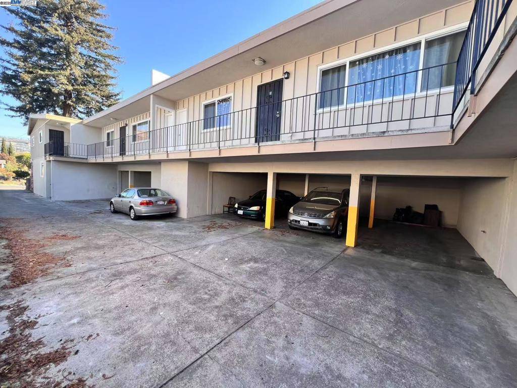 Oakland, CA 94619,4059 Allendale Ave