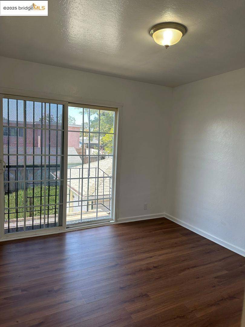 Oakland, CA 94605,2657 79th AVE