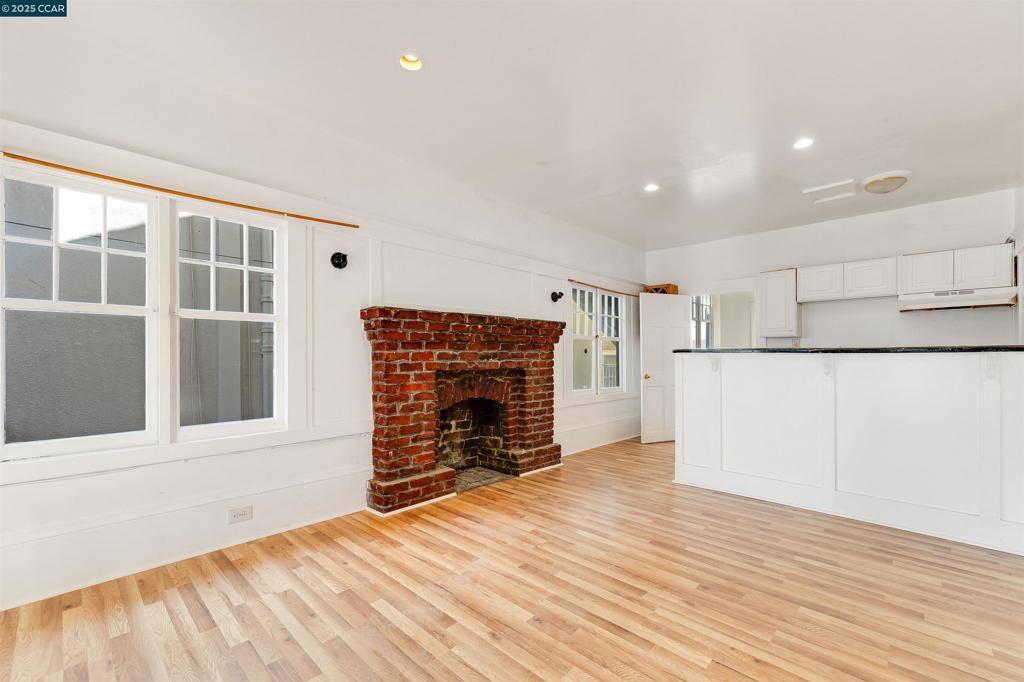 Oakland, CA 94601,5315 Cole St