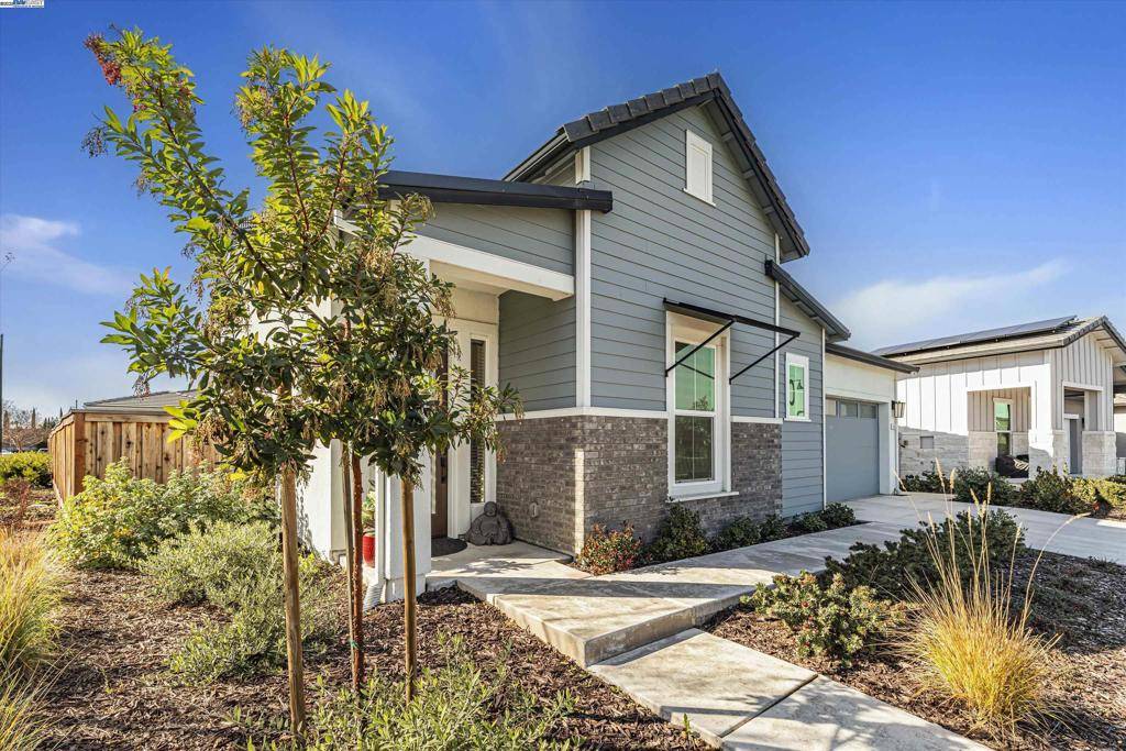 Manteca, CA 95336,1255 Parkcrest Cir