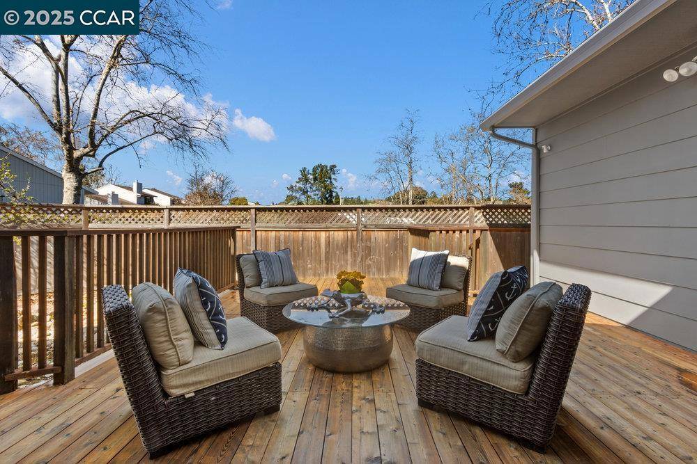 Moraga, CA 94556-1033,1716 Saint Andrews Drive