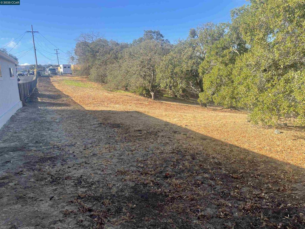 Martinez, CA 94553,35 Hilltop Rd