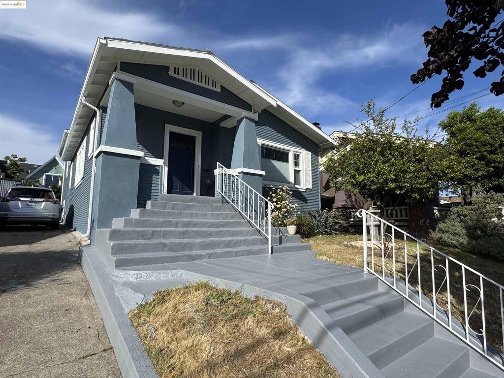 Oakland, CA 94602,2848 Delaware Street