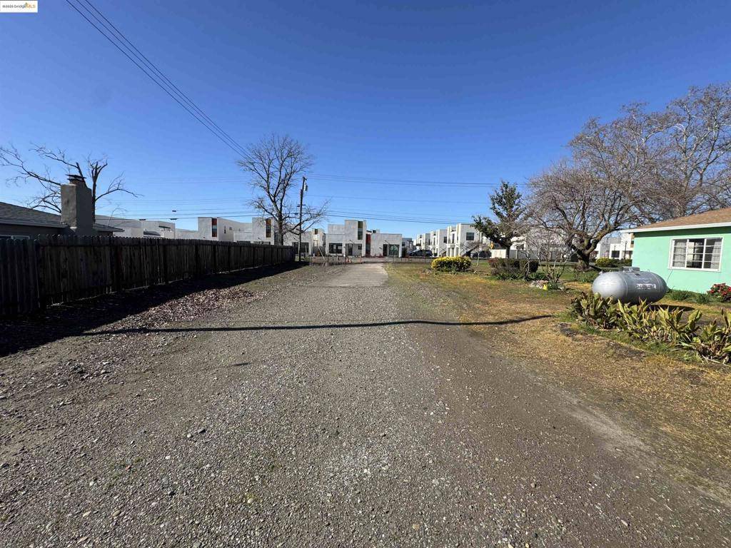 Sacramento, CA 95834,3590 Airport Road